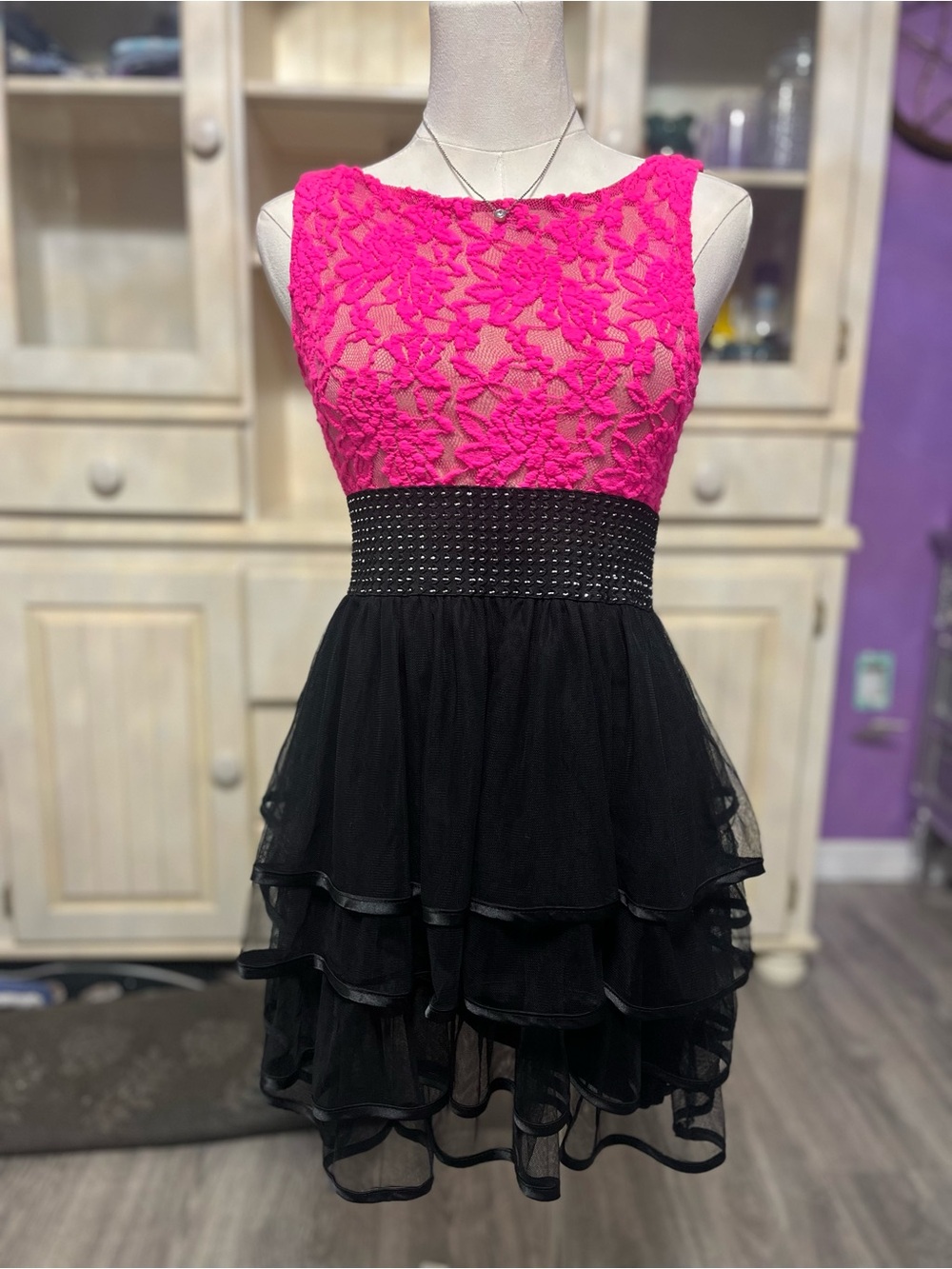 Roberta Hot Pink and Black Tiered Tulle Party Dress Junior Size M